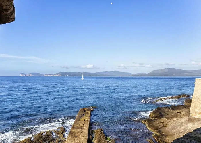 Old Town Charm - Sardinia Апартаменты